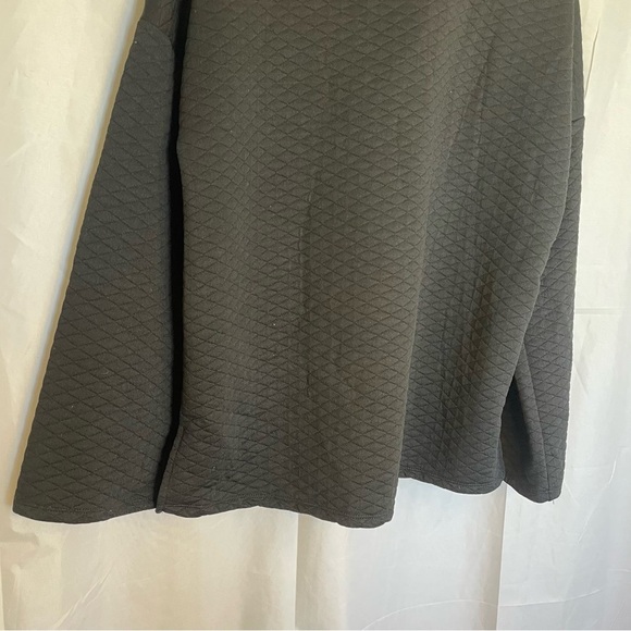 DAILY THREAD Women’s Black Wide Sleeve Quilted Sweatshirt Turtleneck Size Small - Picture 13 of 14